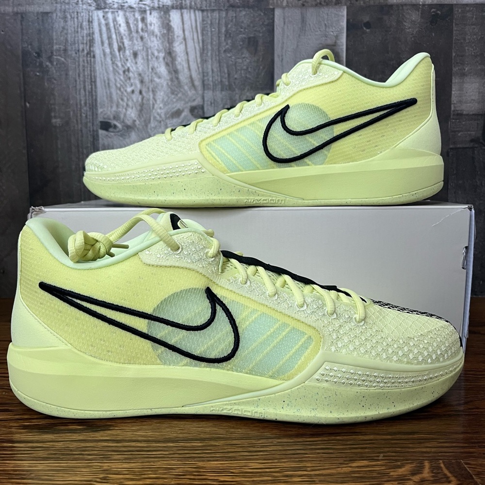 Nike Sabrina 1 Luminous Green Black Mens Sz 14 Sz 15.5 Womens Shoes No Lid